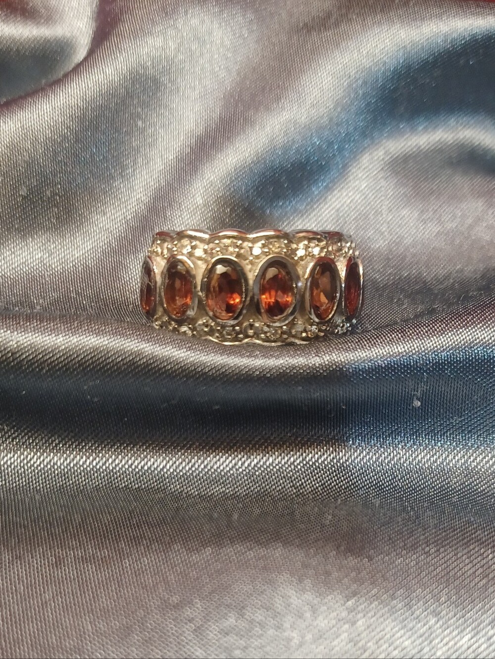 Sterling Silver Mozambique Garnet-Style Oval Band